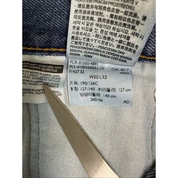 Levis 550 Jeans Relaxed Fit Straight Leg Blue Denim Med Wash Pockets Mens 50x32 - Picture 7 of 10